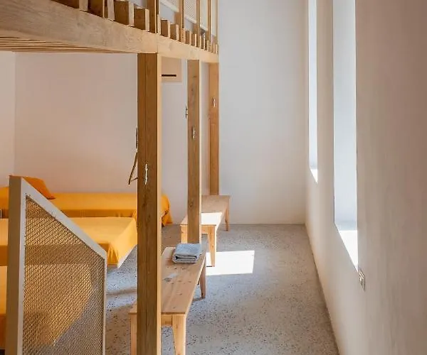 Alloggio per agriturismo La Derta *